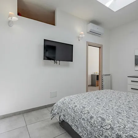 Oasi Moderna Indipendente Vicino All'aeroporto Fiumicino