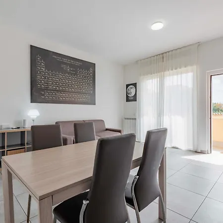Apartamento Oasi Moderna Indipendente Vicino All'aeroporto Fiumicino